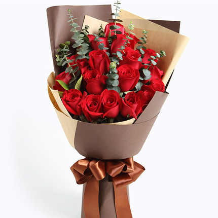 爱的气息-19枝红玫瑰，搭配尤加利送老婆花束