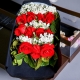 幸福甜蜜-11朵红玫瑰，一对小熊，搭配相思梅、栀子叶创意花盒