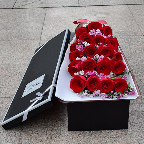 爱到永恒-19枝红玫瑰，配相思梅，精美礼盒爱情鲜花