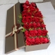 天天爱你-33枝红玫瑰，间插情人草，高档礼盒