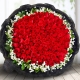 浪漫火花-99枝红玫瑰黑纱款，搭配满天星、绿叶点缀