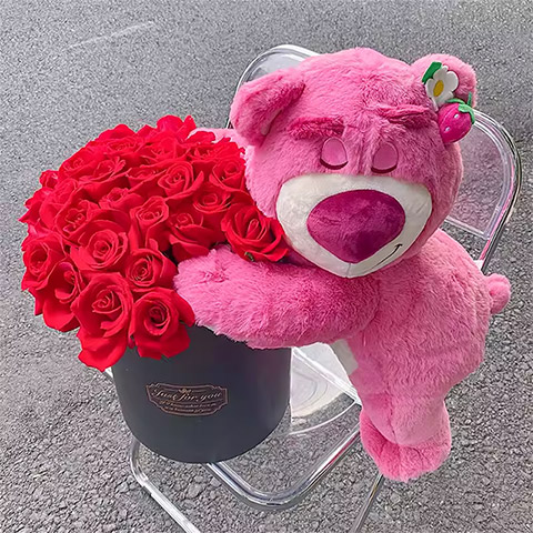大城有爱-33枝卡罗拉红玫瑰、1个草莓熊，抱抱桶