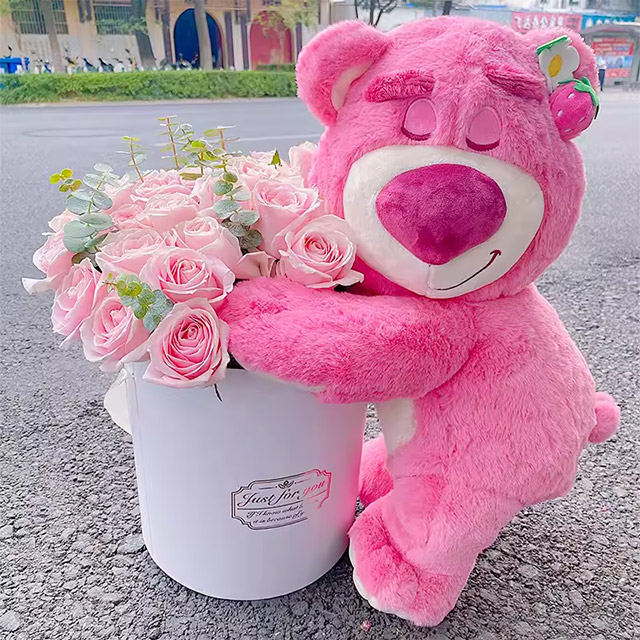 浪漫絮恋-19枝粉玫瑰、搭配尤加利，草莓熊、抱抱桶